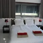 Semesterbostad Moderne Mit Privatem Pool Und Meerblick By Interhome *