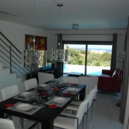 Moderne Mit Privatem Pool Und Meerblick By Interhome * Lourinha (Lisbon)