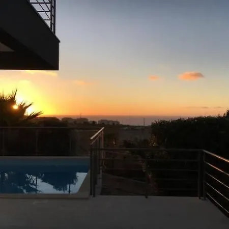 Moderne Mit Privatem Pool Und Meerblick By Interhome Lourinha (Lisbon)