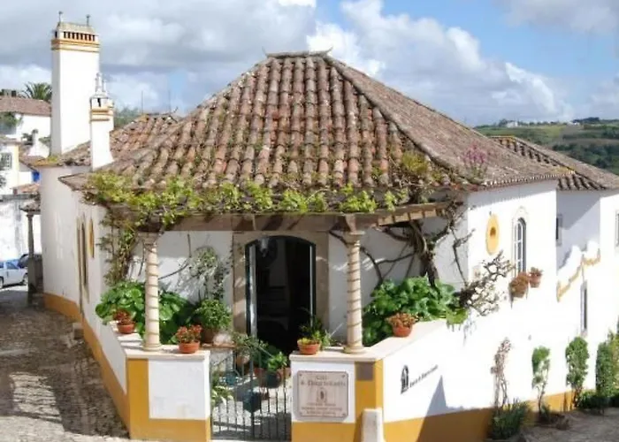 Moderne Mit Privatem Pool Und Meerblick By Interhome Dom wakacyjny *
