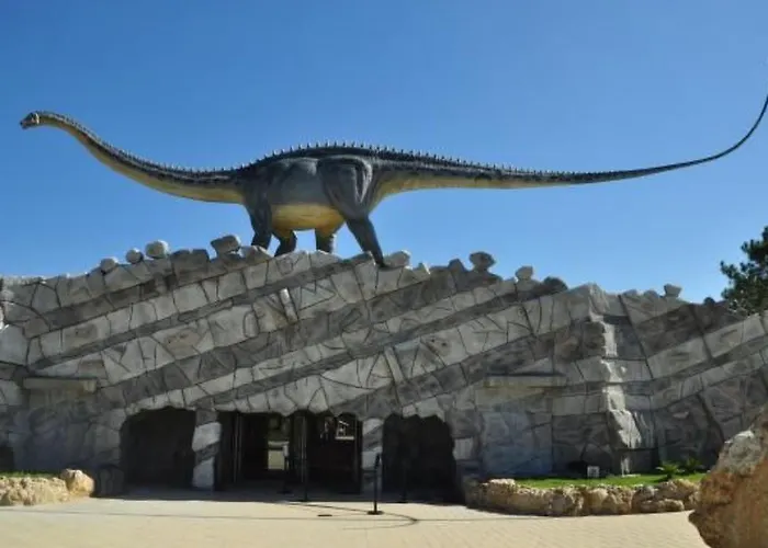 Dom wakacyjny Moderne Mit Privatem Pool Und Meerblick By Interhome *